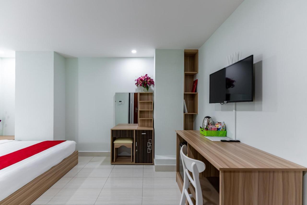 Cherry Hotel And Apartment Хошимин Екстериор снимка